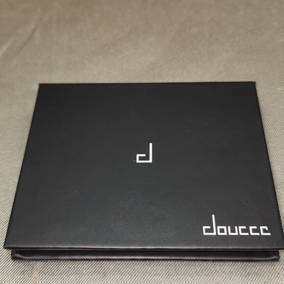 BUNDLE 2 Doucce On The Go Palettes EYESHADOW, BLUSH, HIGHLIGHTER BUNDLE DEAL - Picture 8 of 8